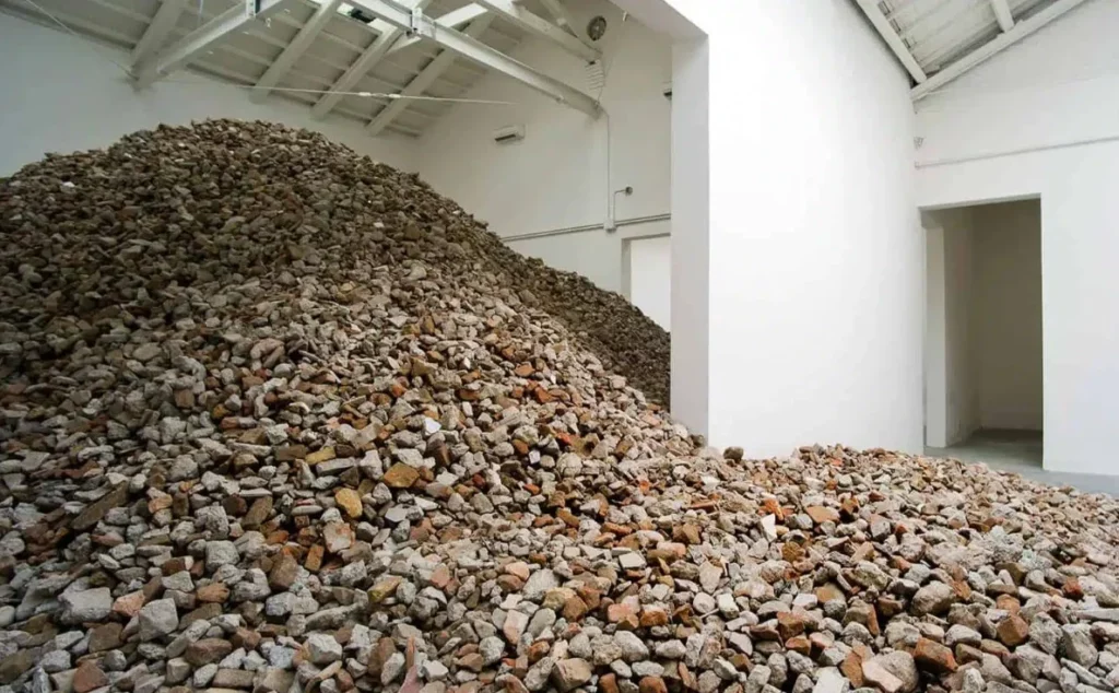 3- Lara Almarcegui construction materials